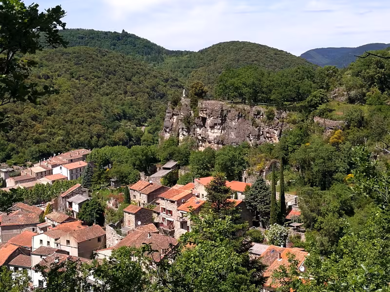 Village de Lunas dans l'Hérault