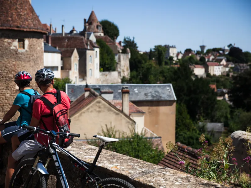 Point de vue sur la ville d'Avallon