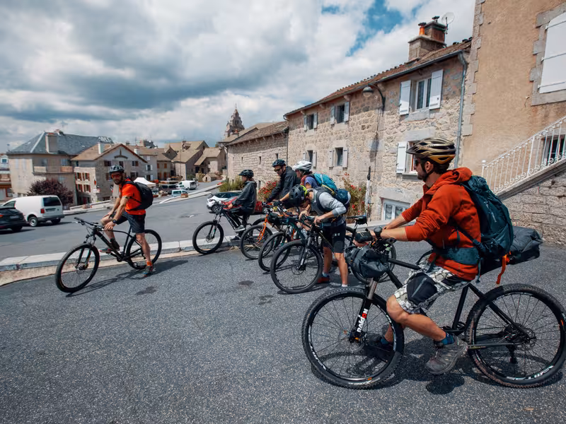 Départ VTT sur la GTMC à Rieutort-de-Randon