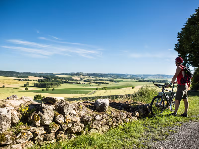 Vue sur les volcans depuis Charroux - GTMC