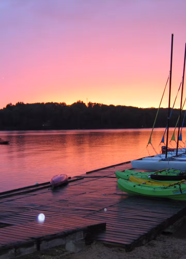 Coucher de soleil au lac des Settons
