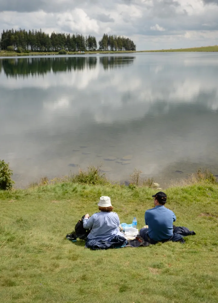 Pique-nique au Lac Servières