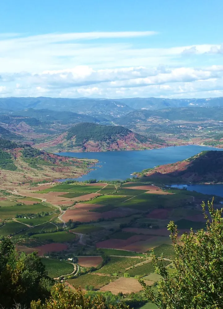 Le lac de Salagou depuis Liausson
