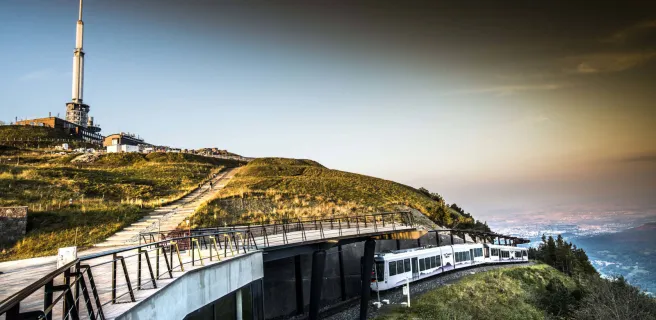 Panoramic Domes - The cog railway