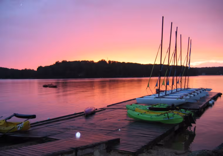 Coucher de soleil au lac des Settons