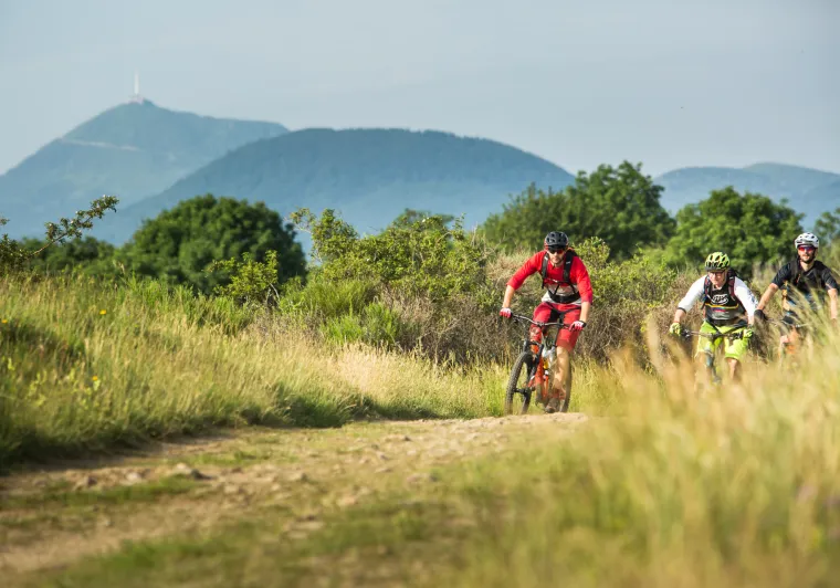 VTT dans la chaîne des Puys