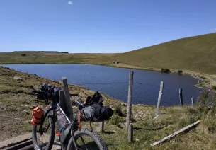 Lac de Saint-Alyre sur la GTMC VTT