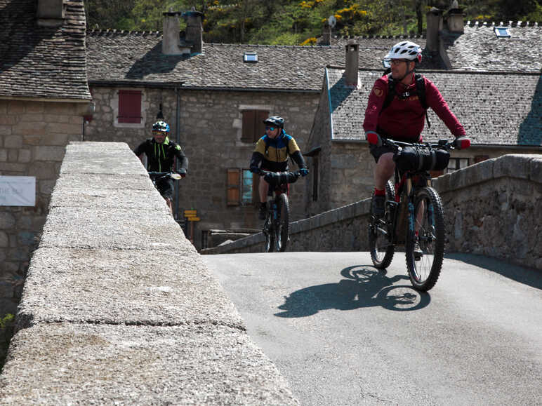 Découverte de Pont-de-Montvert à VTT sur la GTMC